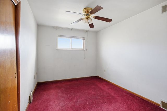 4104 Burnsire Dr, Irwin, PA 15642
