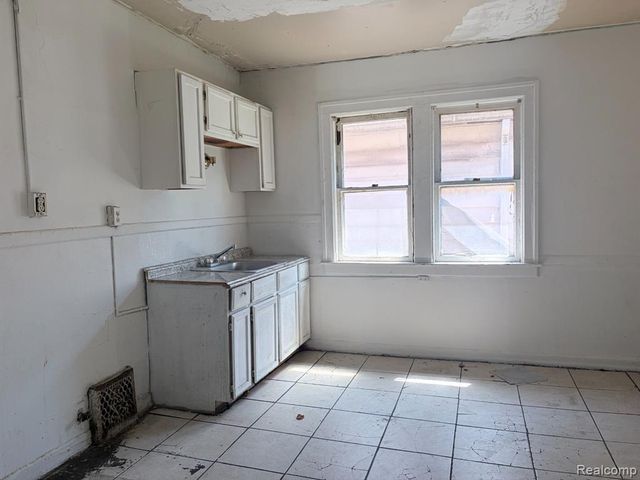 4031 Garland Street, Detroit, MI 48214