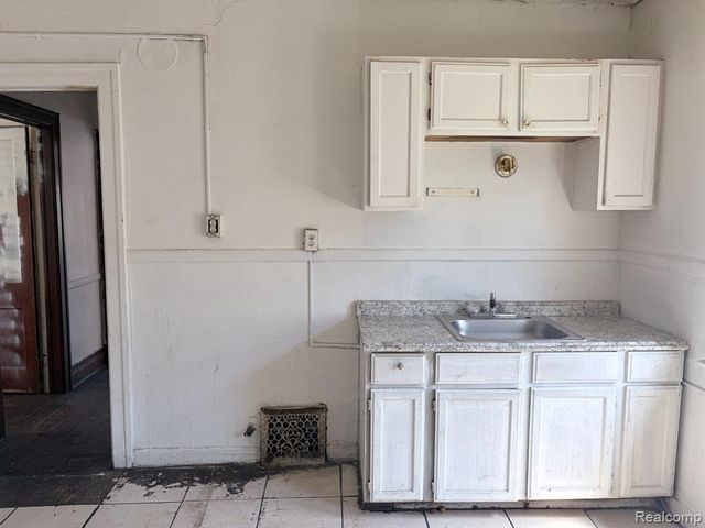 4031 Garland Street, Detroit, MI 48214