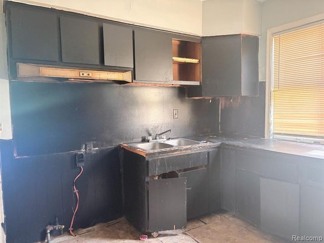 4031 Garland Street, Detroit, MI 48214