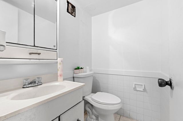 5909 SW 36th Court 14, Davie, FL 33314