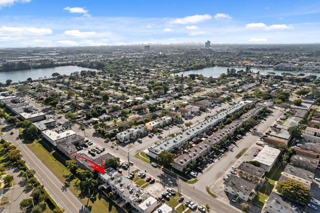 5909 SW 36th Court 14, Davie, FL 33314