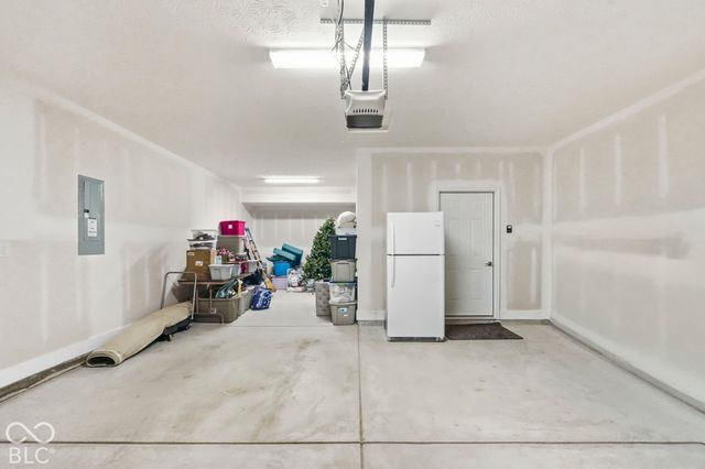 14822 Desert Orchid Drive, Westfield, IN 46074