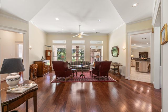 535 Hunters Creek Way, Hockley, TX 77447