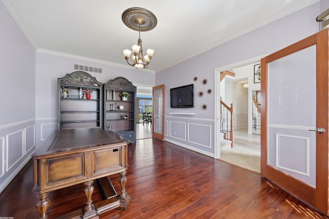 16465 Bishopsgate Drive, Macomb Twp, MI 48044
