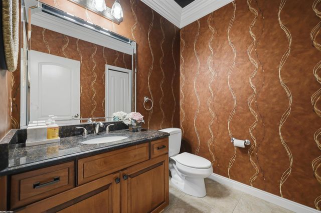 16465 Bishopsgate Drive, Macomb Twp, MI 48044