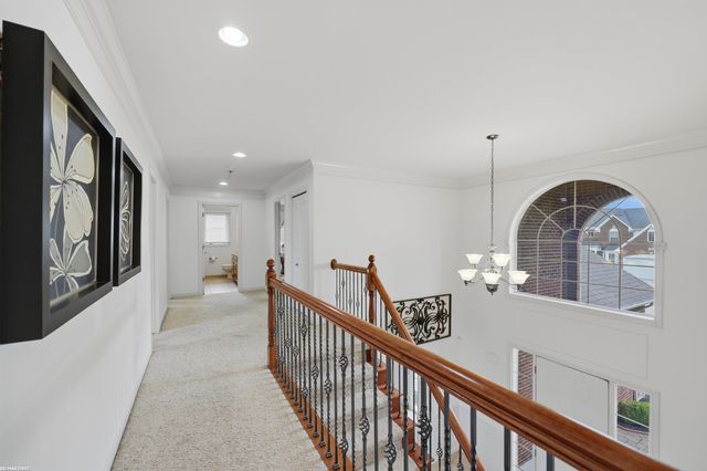 16465 Bishopsgate Drive, Macomb Twp, MI 48044