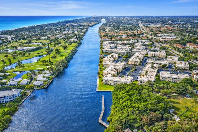 34 Colonial Club Drive 202, Boynton Beach, FL 33435