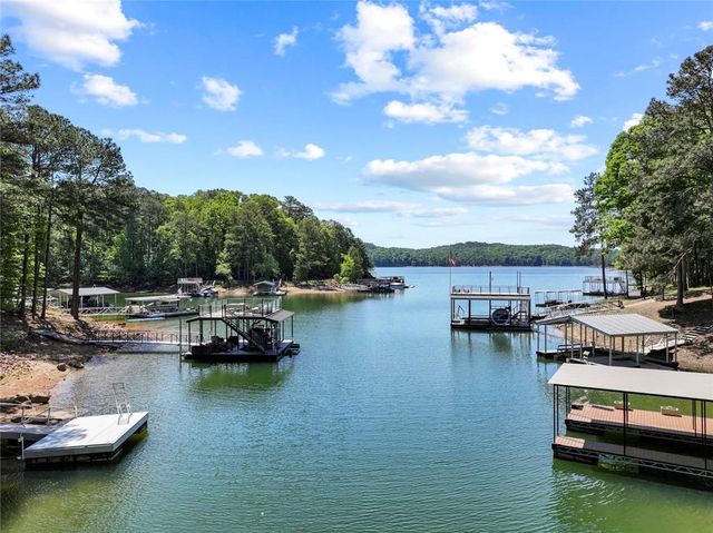 18 Oriole Drive, White, GA 30184