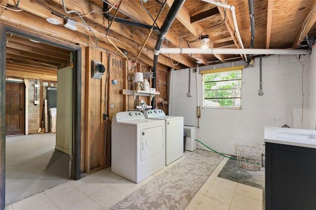 18 Oriole Drive, White, GA 30184