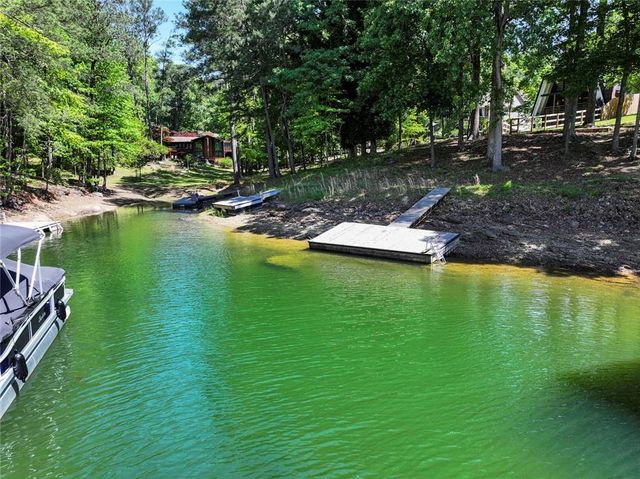 18 Oriole Drive, White, GA 30184