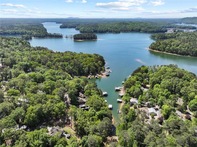 18 Oriole Drive, White, GA 30184