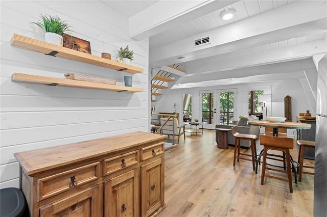18 Oriole Drive, White, GA 30184