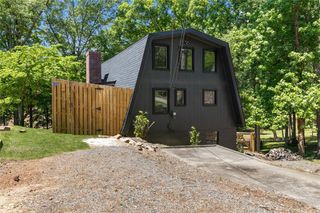 18 Oriole Drive, White, GA 30184