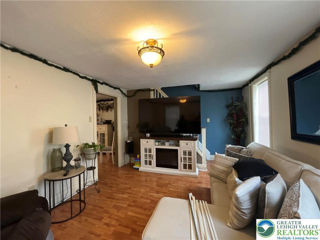 2280 Main Street 3, Northampton Boro, PA 18067