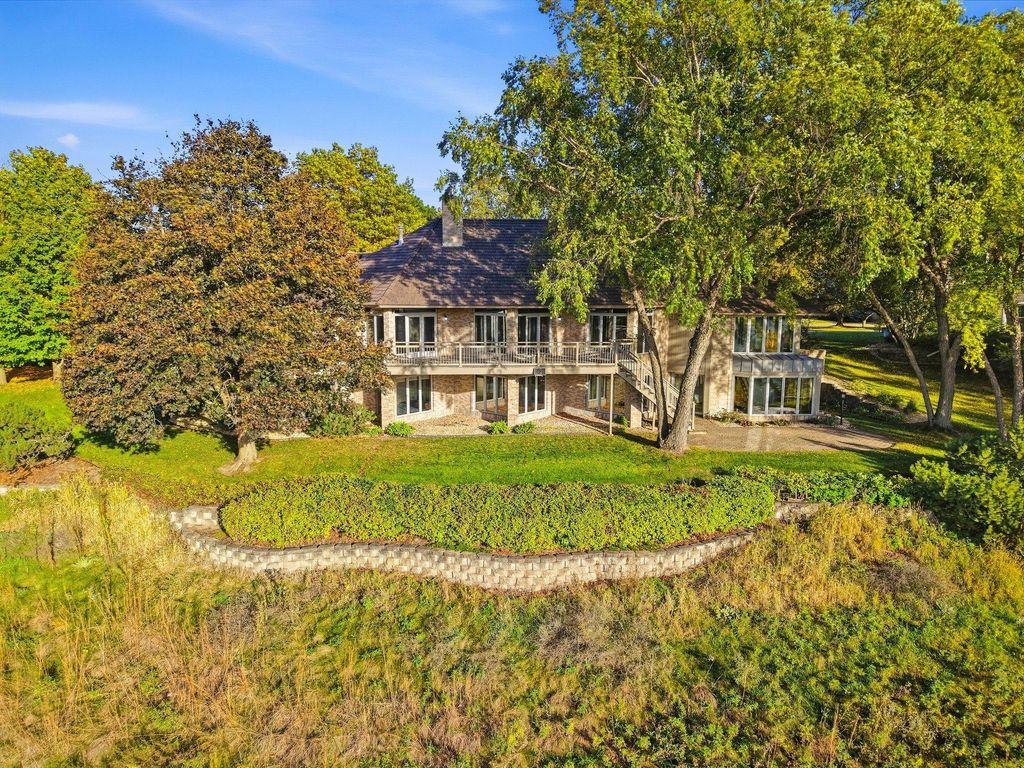 818 Mayflower Court, Northfield, MN 55057 — photo 4