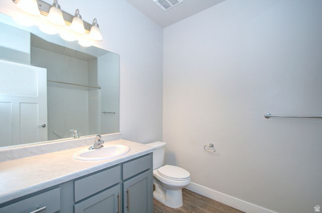 34 W SILVER SPRINGS DR, Vineyard, UT 84059