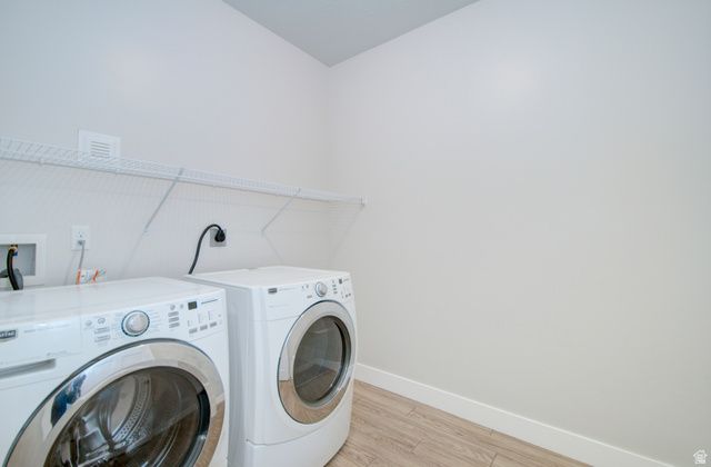 34 W SILVER SPRINGS DR, Vineyard, UT 84059