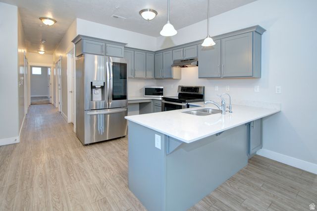 34 W SILVER SPRINGS DR, Vineyard, UT 84059