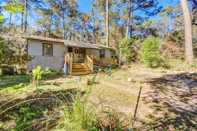 6387 Oak Knoll Road, Montgomery, TX 77316