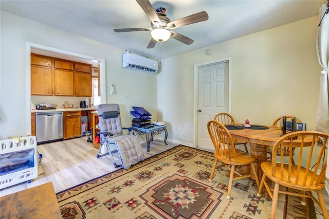 6387 Oak Knoll Road, Montgomery, TX 77316