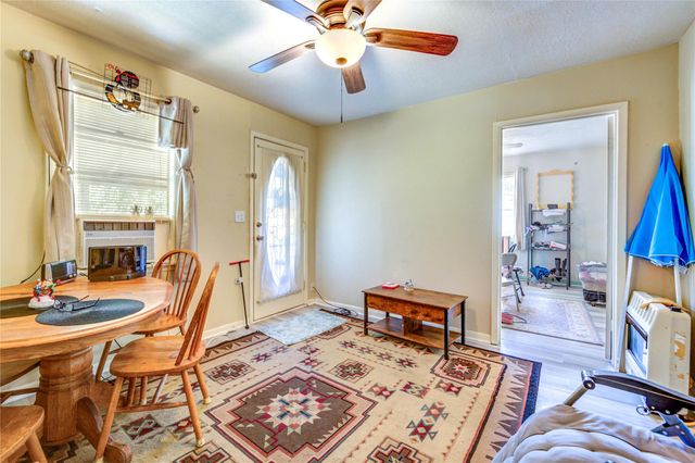 6387 Oak Knoll Road, Montgomery, TX 77316