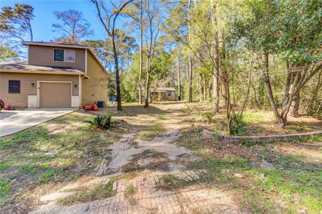 6387 Oak Knoll Road, Montgomery, TX 77316