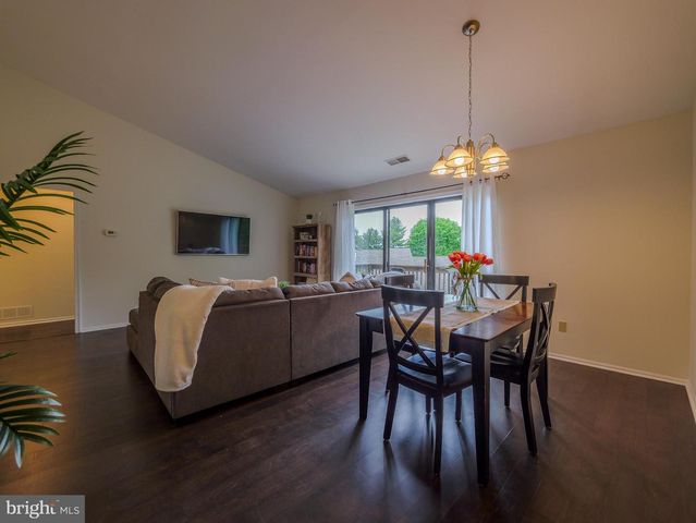 508 PRITCHARD PL, Newtown Square, PA 19073