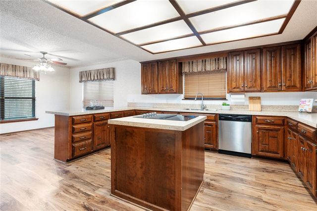 404 Timber Ridge Road, Edmond, OK 73034