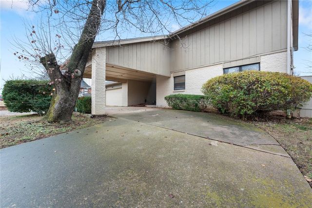 404 Timber Ridge Road, Edmond, OK 73034