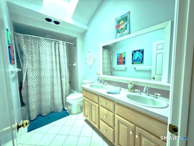 215 Whisconier Road, Brookfield, CT 06804