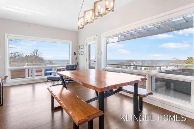 140 Prospect Street, Grand Haven City, MI 49417