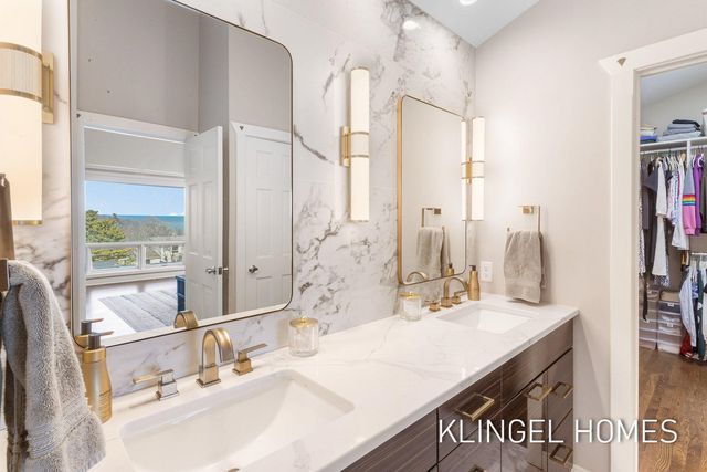 140 Prospect Street, Grand Haven City, MI 49417