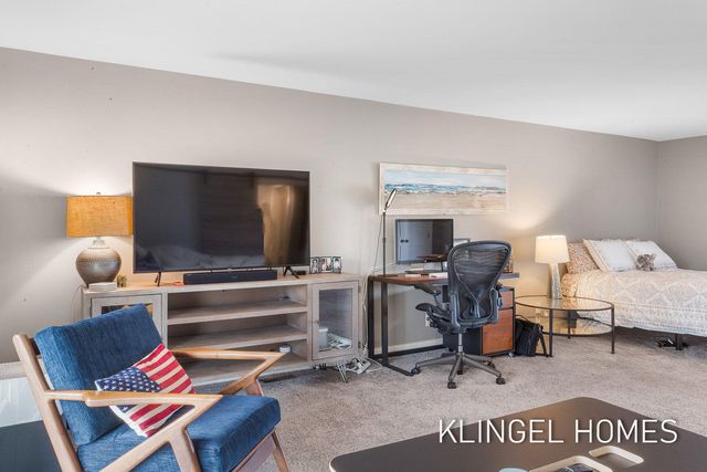 140 Prospect Street, Grand Haven City, MI 49417