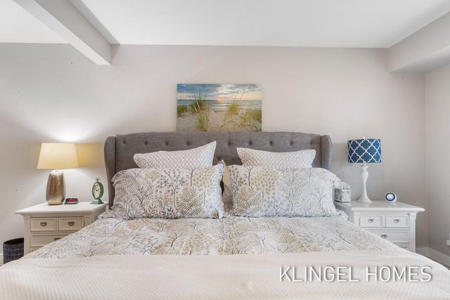 140 Prospect Street, Grand Haven City, MI 49417