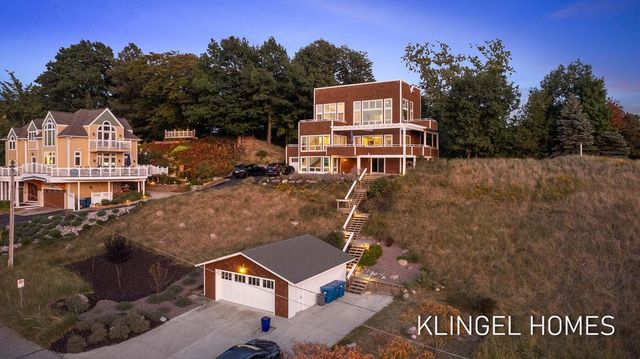 140 Prospect Street, Grand Haven City, MI 49417