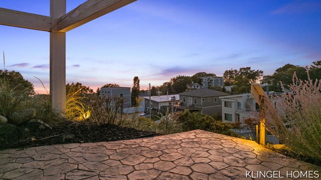 140 Prospect Street, Grand Haven City, MI 49417