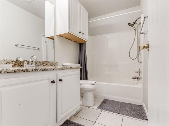 417 English Elm Lane, Norman, OK 73069