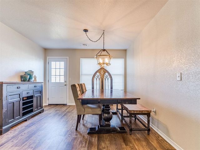 417 English Elm Lane, Norman, OK 73069