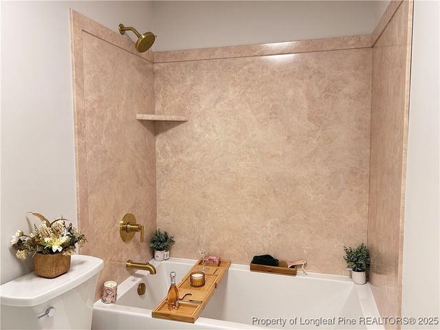 5890 Waccamaw Court, Fayetteville, NC 28314