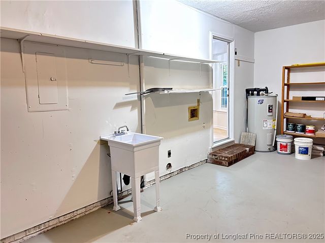 5890 Waccamaw Court, Fayetteville, NC 28314