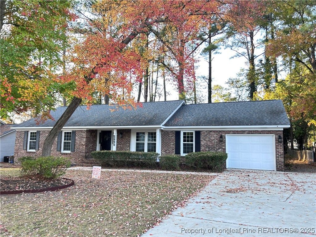 5890 Waccamaw Court, Fayetteville, NC 28314