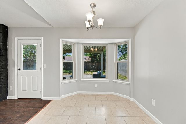 1800 N Butternut Avenue, Broken Arrow, OK 74012