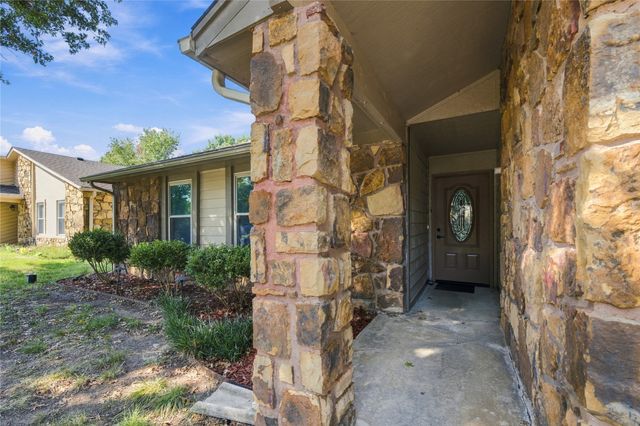 1800 N Butternut Avenue, Broken Arrow, OK 74012