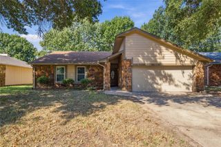 1800 N Butternut Avenue, Broken Arrow, OK 74012
