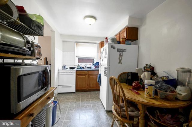 311 MONTGOMERY AVE, Jenkintown, PA 19046