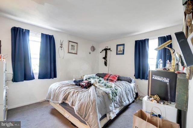 311 MONTGOMERY AVE, Jenkintown, PA 19046