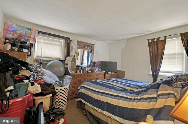 311 MONTGOMERY AVE, Jenkintown, PA 19046