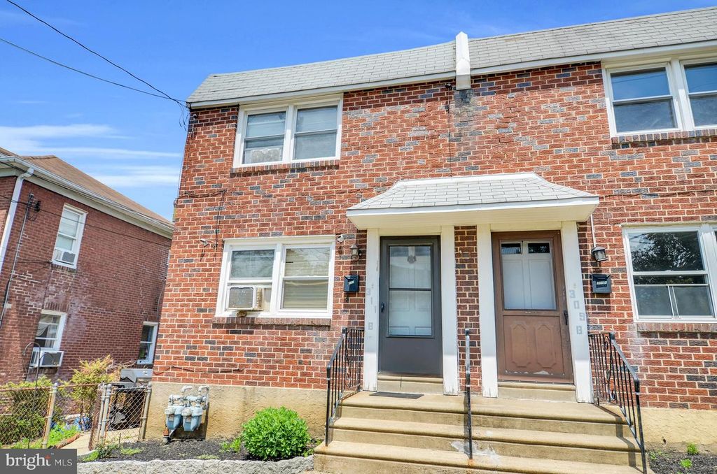 311 MONTGOMERY AVE, Jenkintown, PA 19046