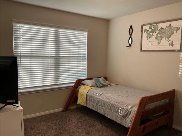 4030 Emperor Valley Lane, Baytown, TX 77521